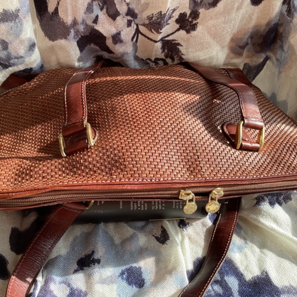 Italian Leather Briefcase - Picture 4 of 7